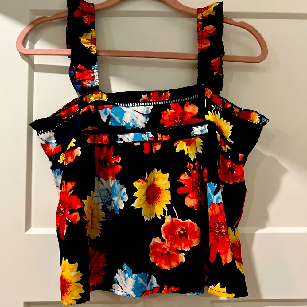 Cropped tank size XS